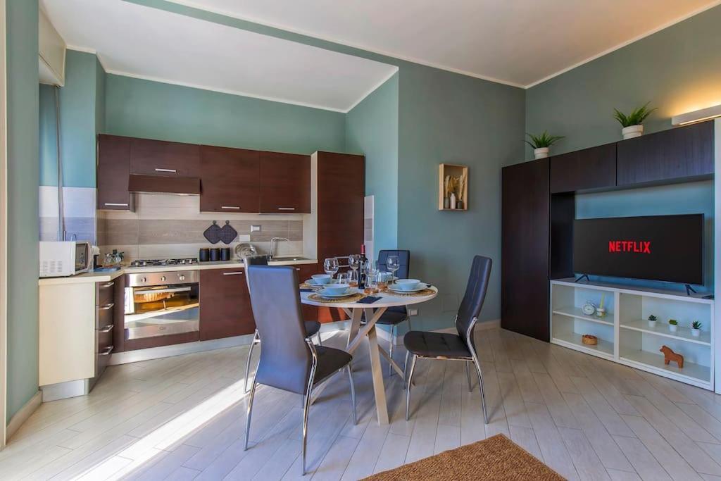 Charmy & Cozy Panoramic Flat 50M From M4 Stop Milán Exterior foto